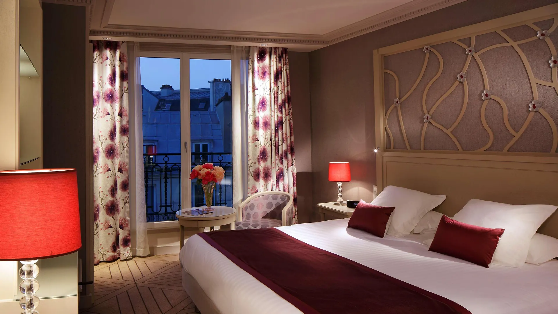 **** Otel Rochester Champs Elysees Paris Fransa