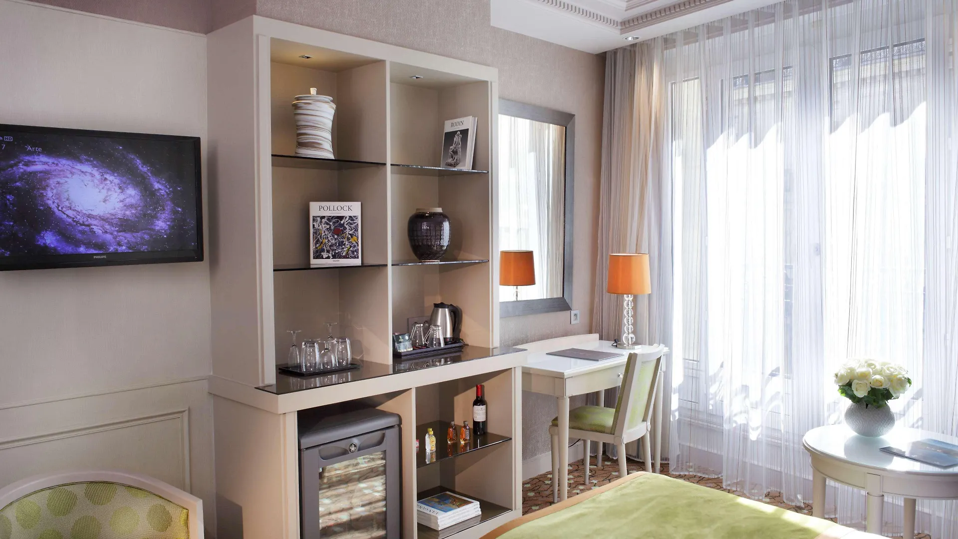 Rochester Champs Elysees Paris Otel