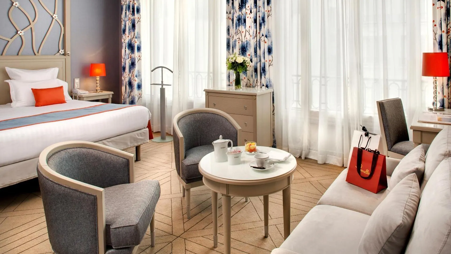 Rochester Champs Elysees Paris 4*,  France