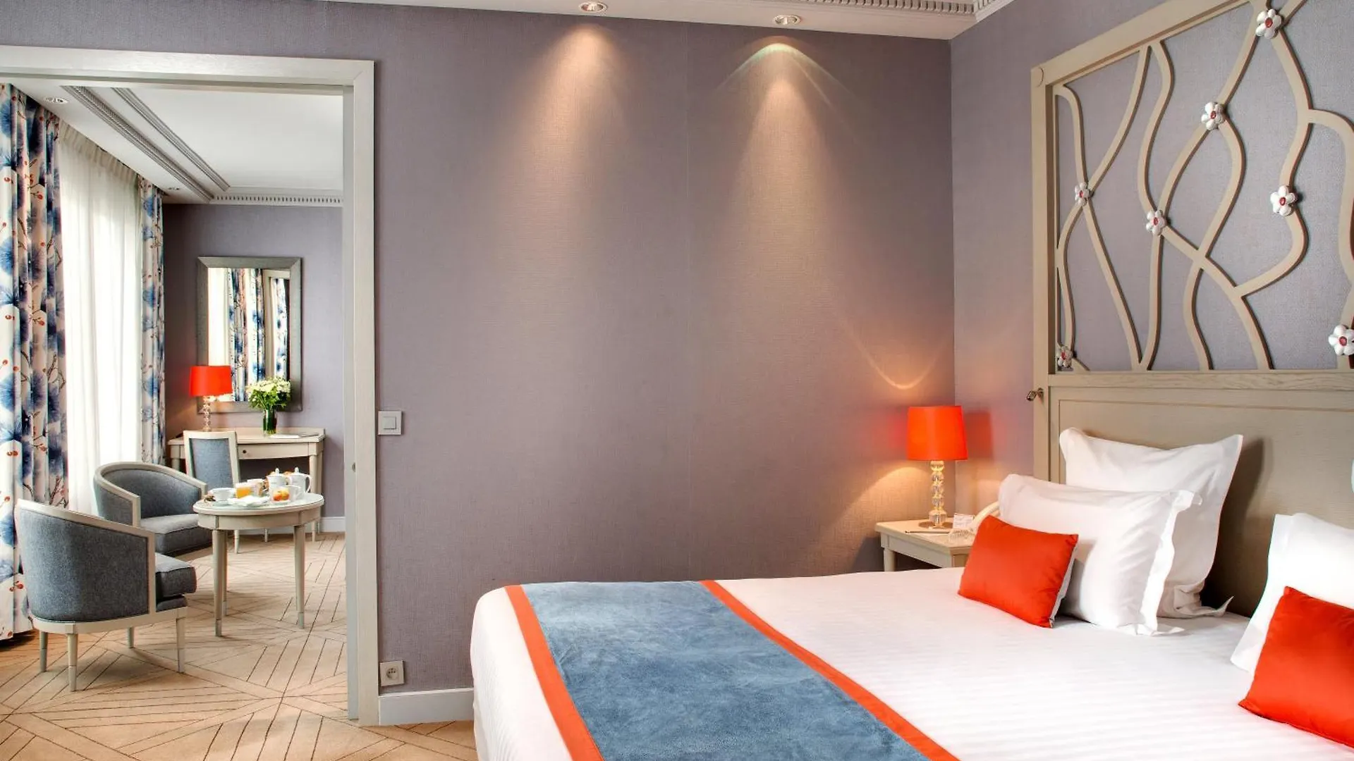 Otel Rochester Champs Elysees Paris