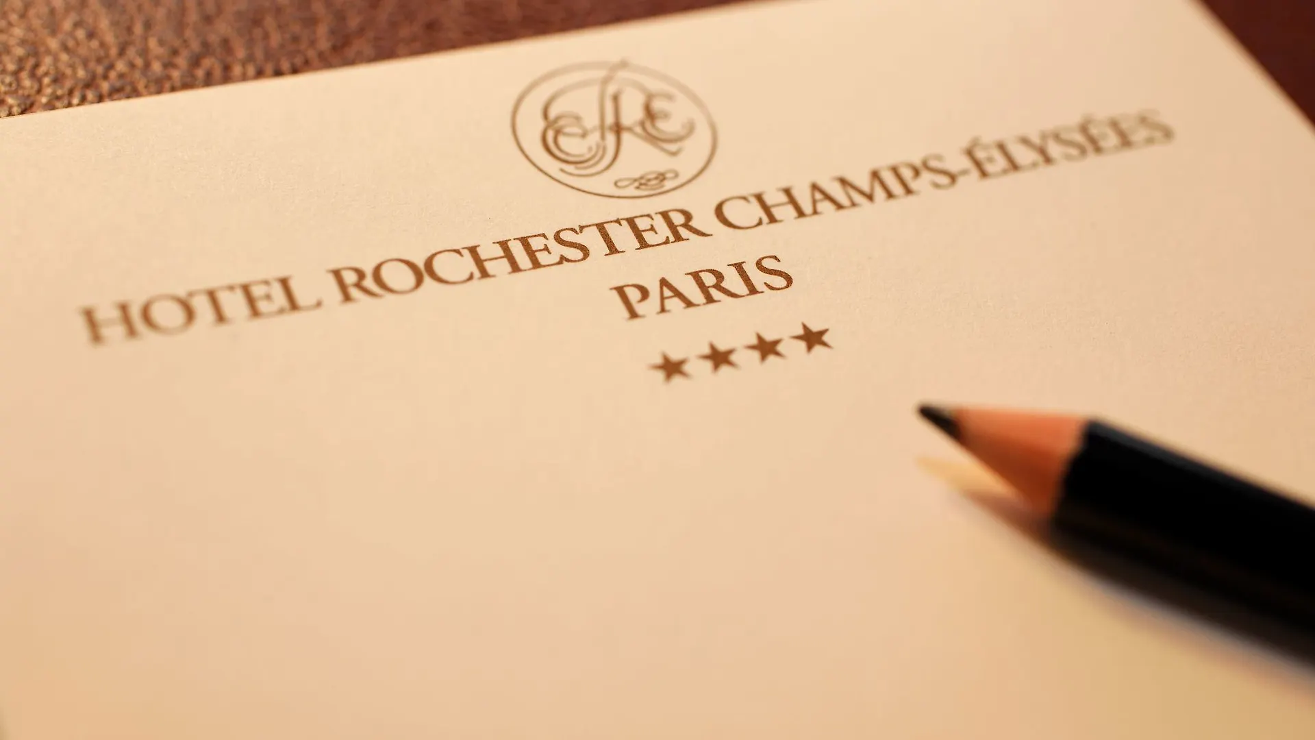Rochester Champs Elysees Paris Otel