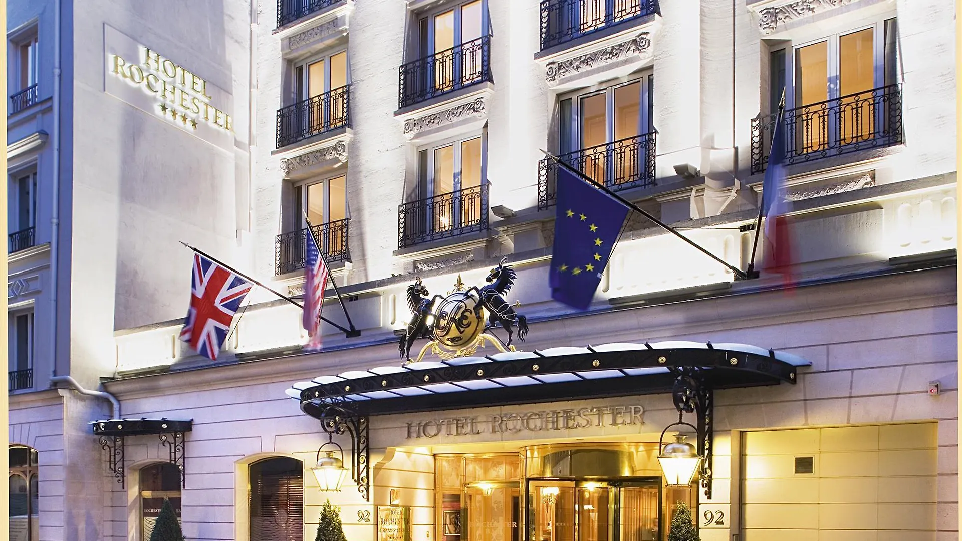 Hotel Rochester Champs Elysees Paris